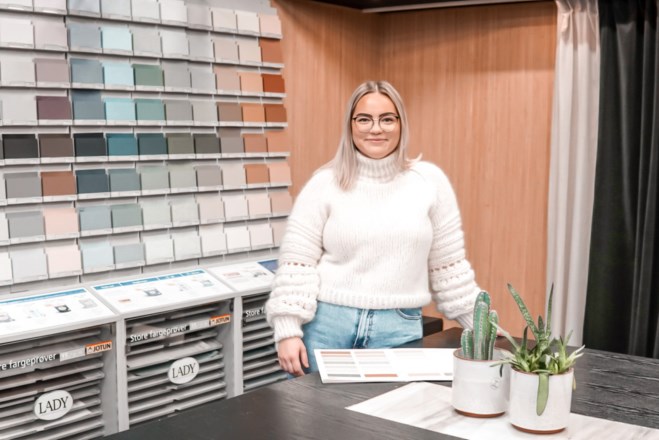 Interiørdesigner Kristin Johnsen fra Lindahl Fargehandel